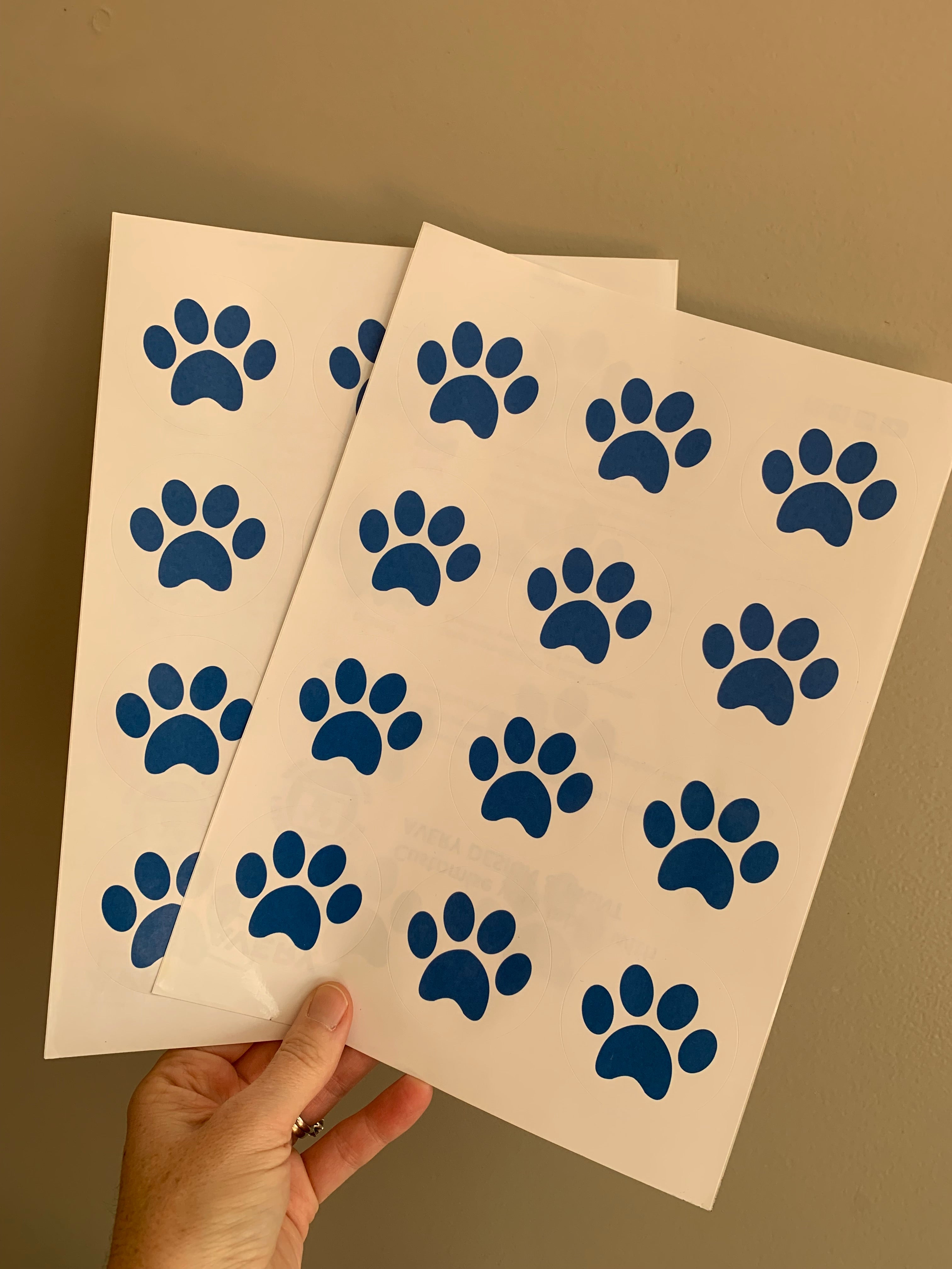 Paw print sale round stickers