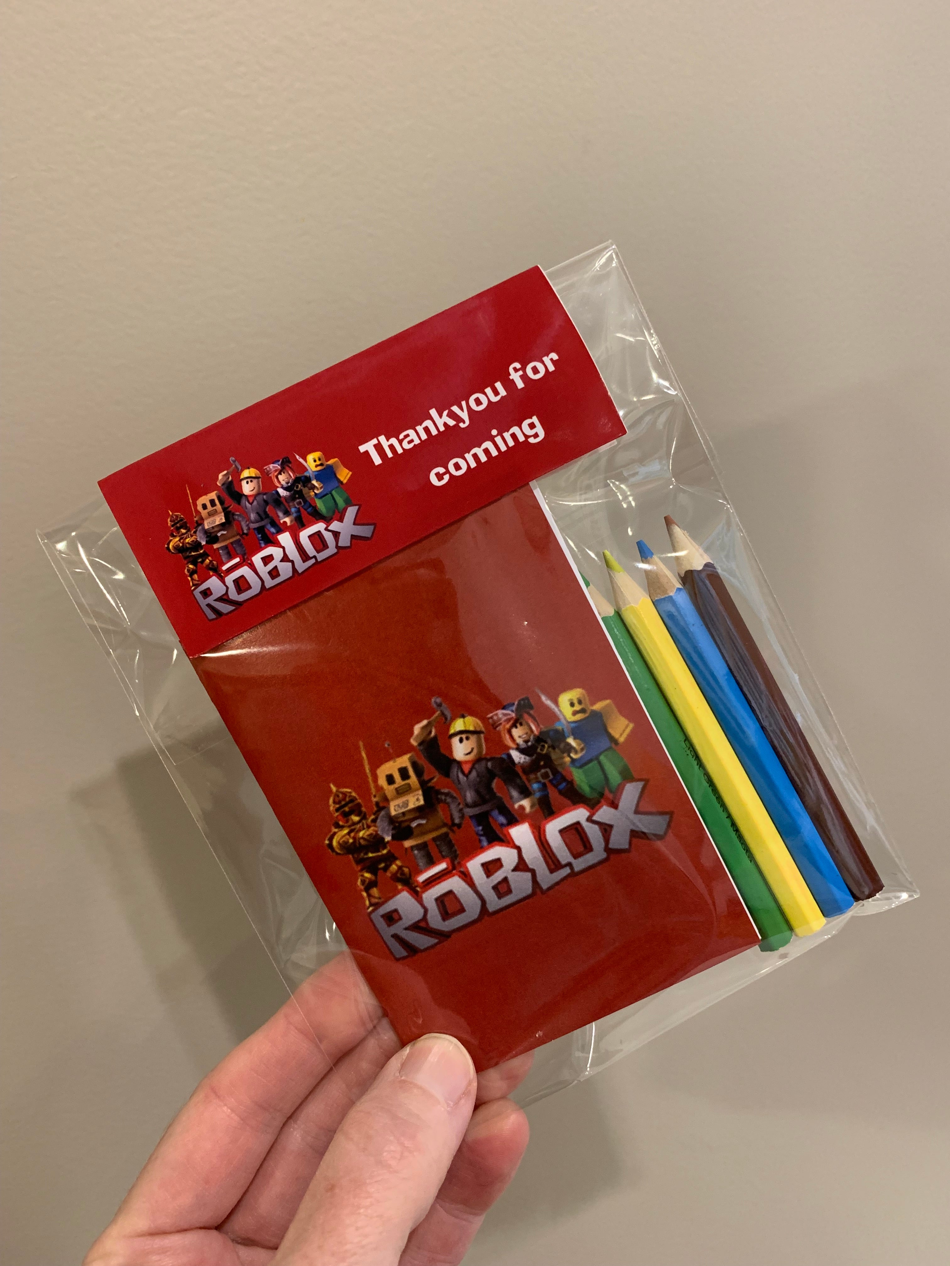 Roblox themed mini colouring books
