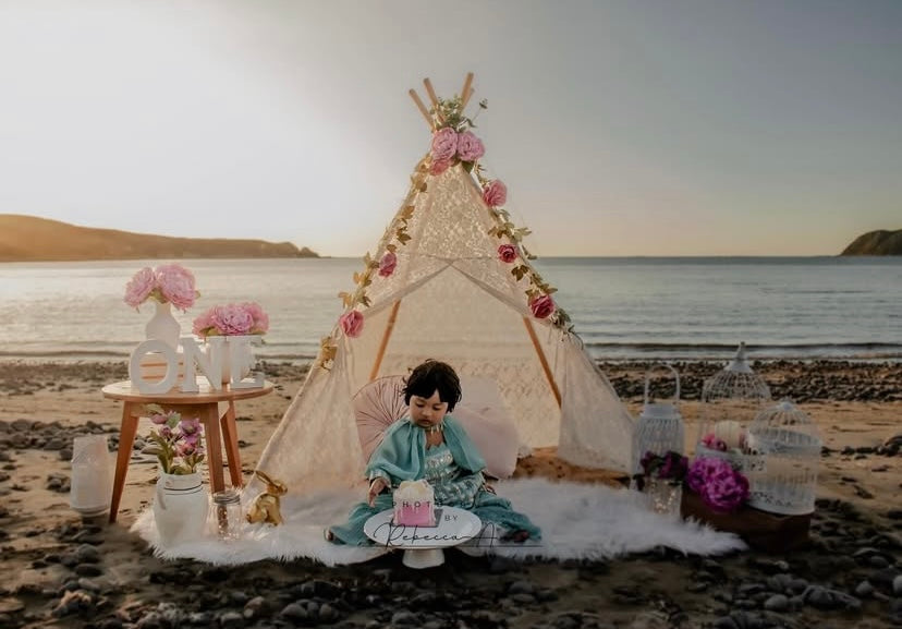 Teepee photoshoot first birthday cake smash Wellington
